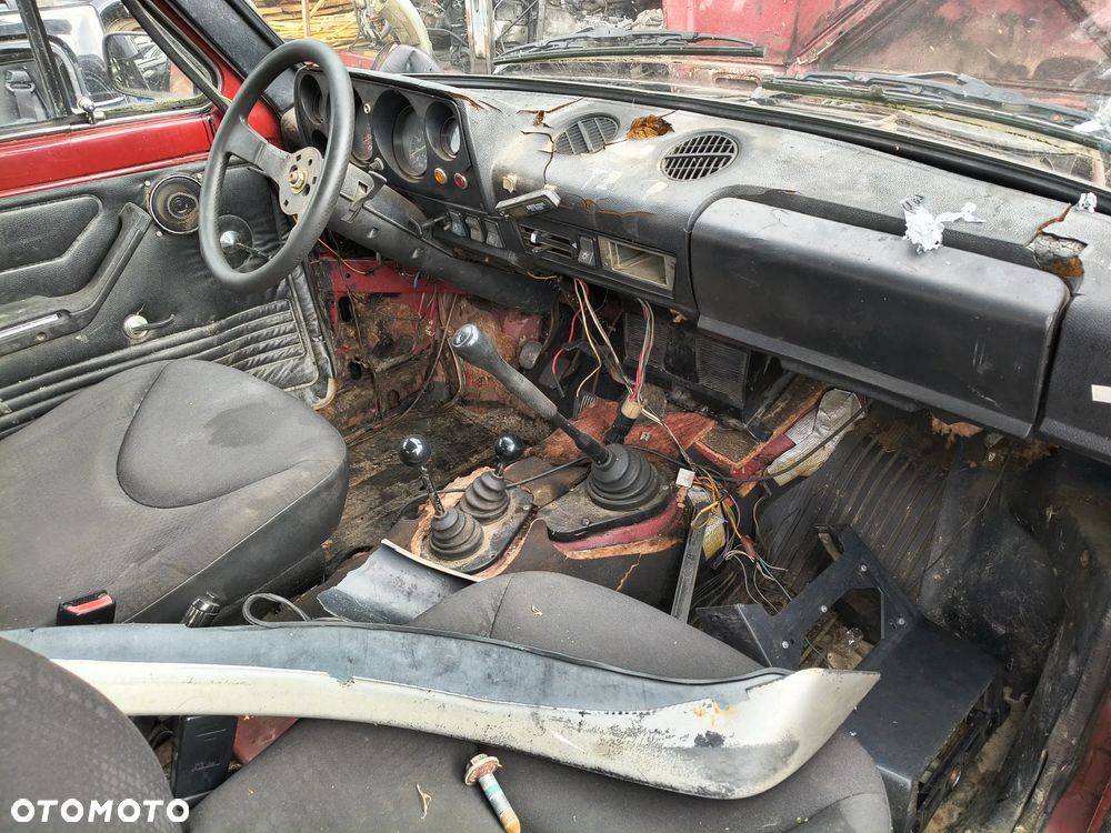 Lada Niva na części - 18