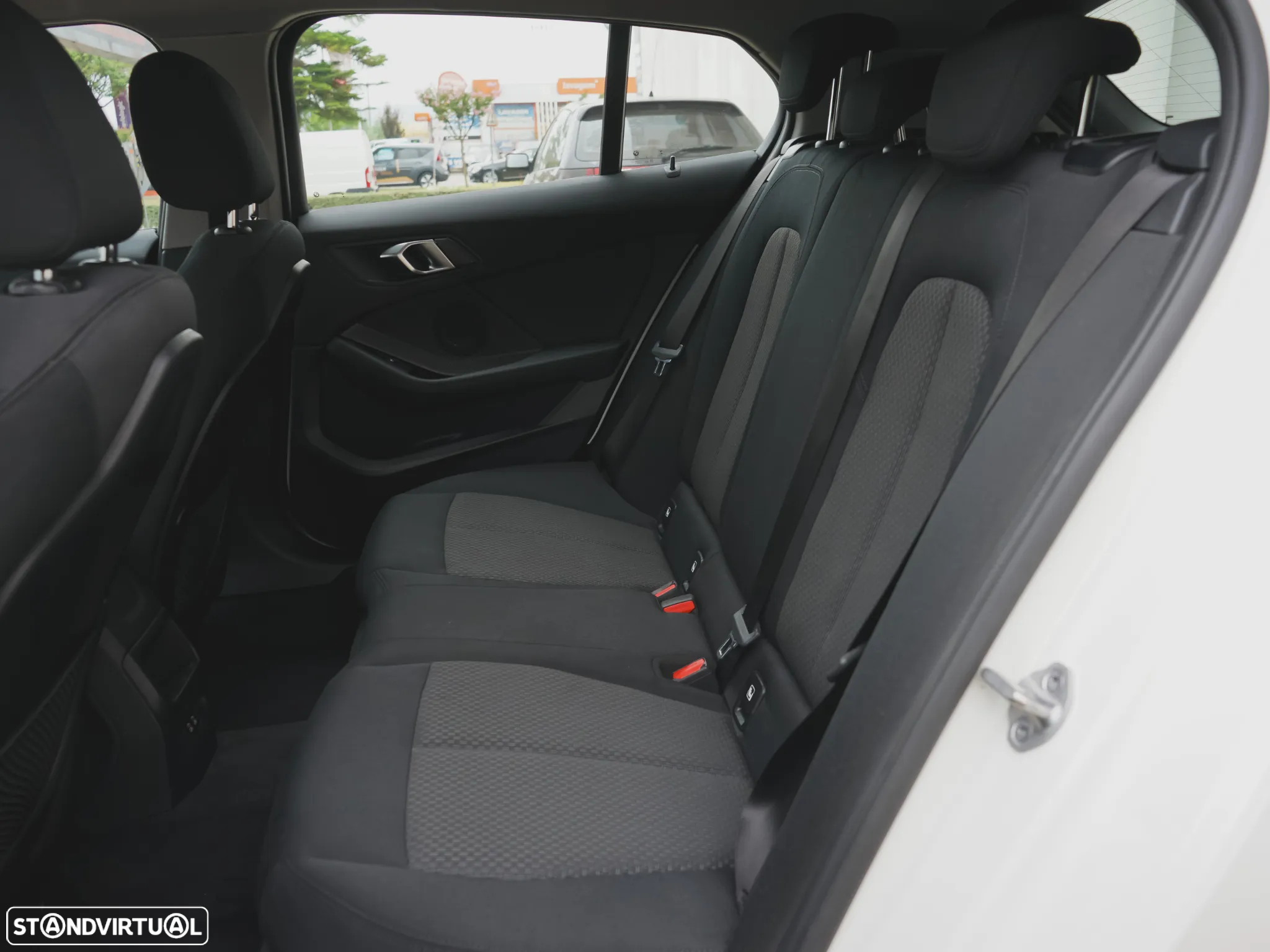 BMW 116 d Line Sport - 27
