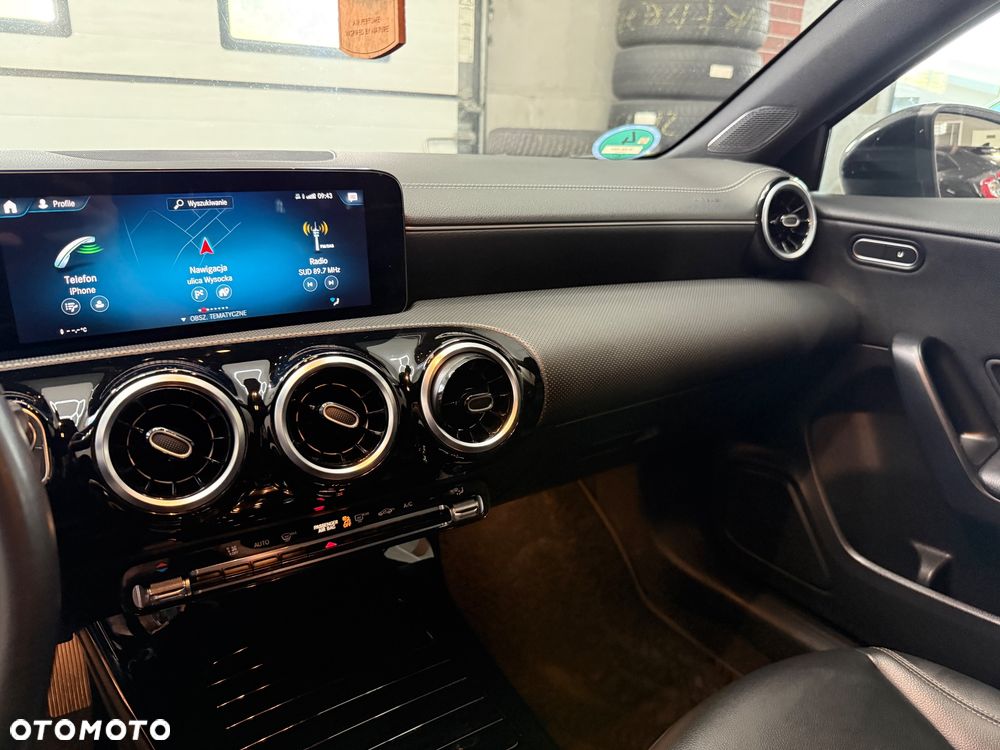 Mercedes-Benz Klasa A 180 d 8G-DCT Progressive - 19