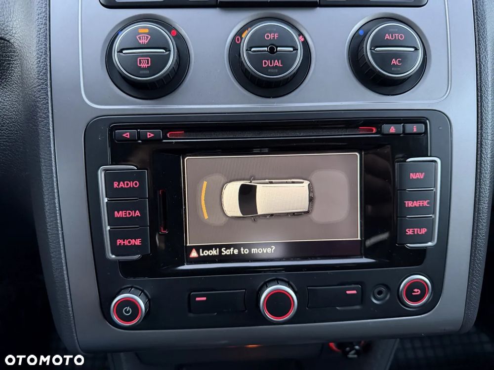 Volkswagen Touran 1.4 TSI Cup - 28