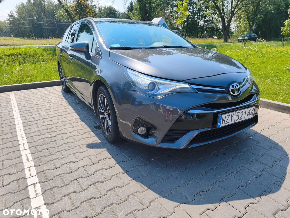 Toyota Avensis 2.0 Prestige MS - 4