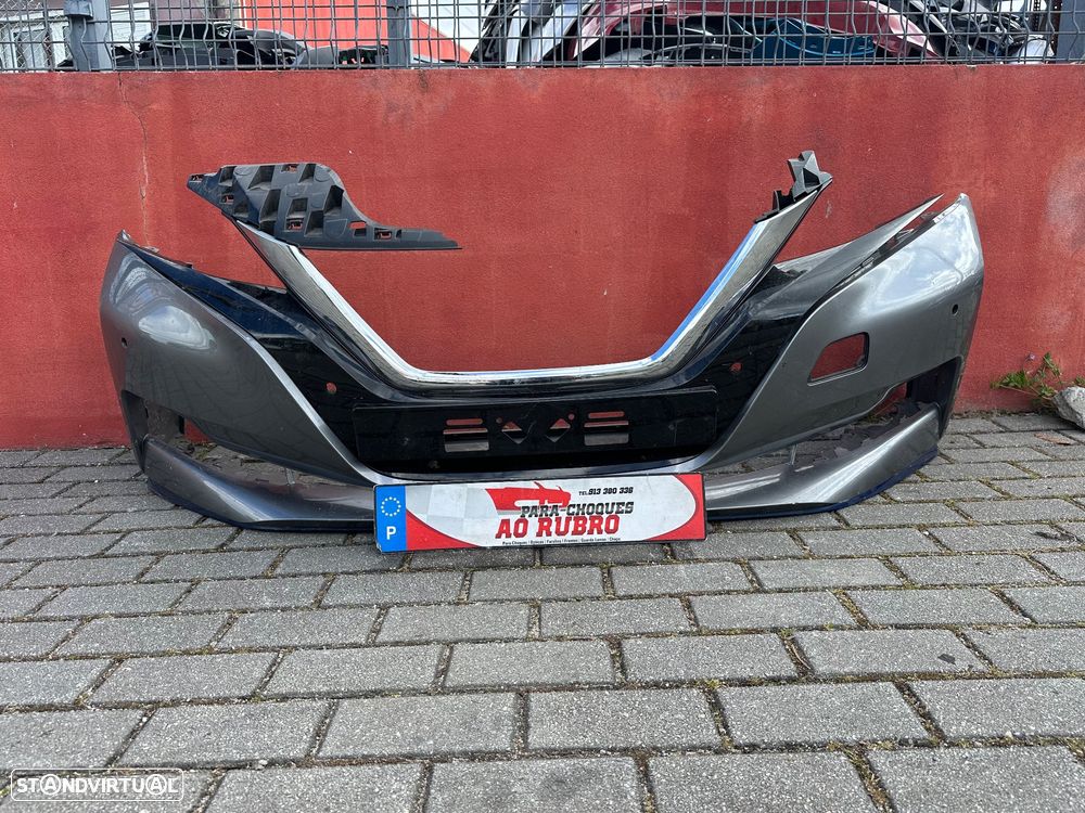 Parachoque nissan leaf - 1