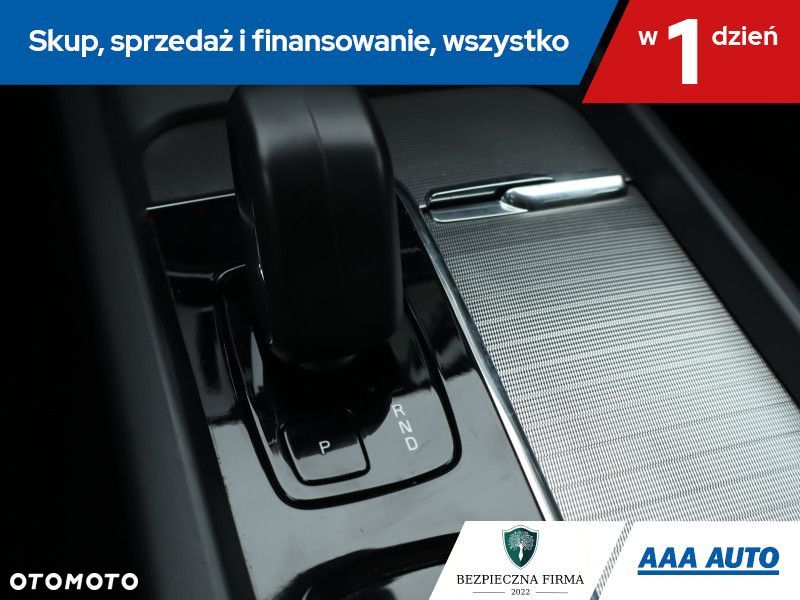 Volvo XC 60 - 18