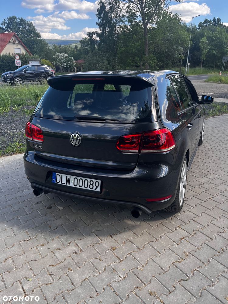 Volkswagen Golf - 5