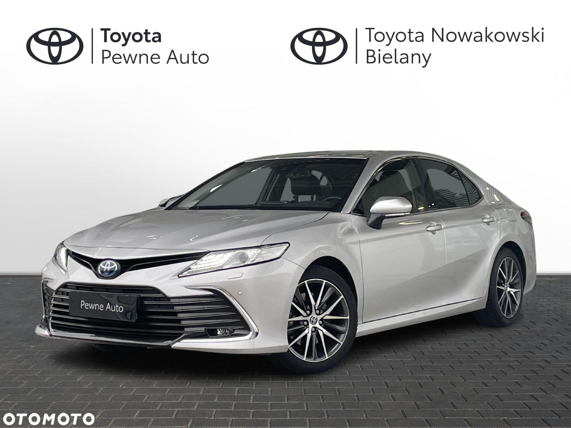 Toyota Camry - 1