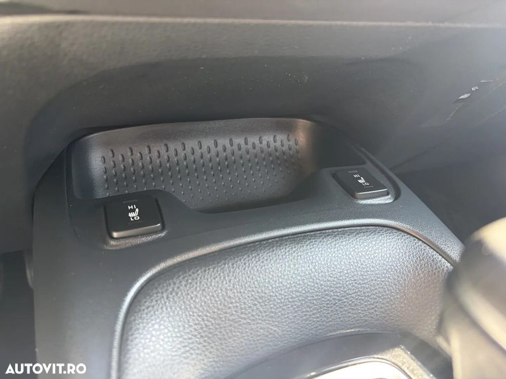 Toyota Corolla - 28