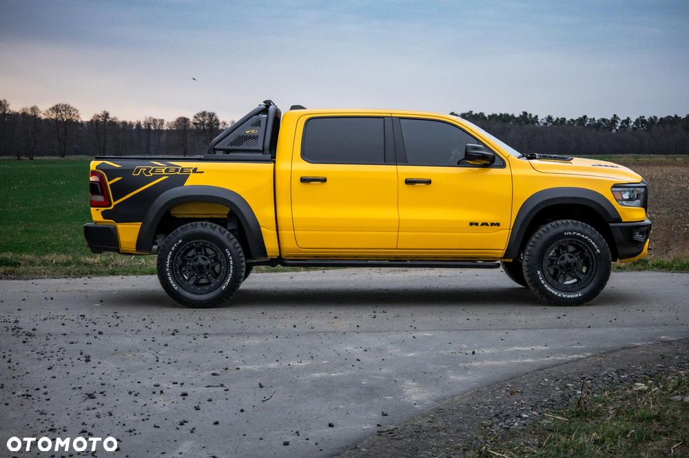 RAM 1500 Crew Cab Shortbed Rebel - 31