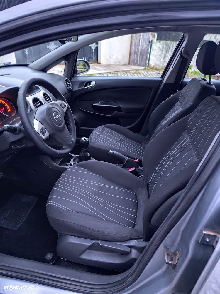 Opel Corsa - 9