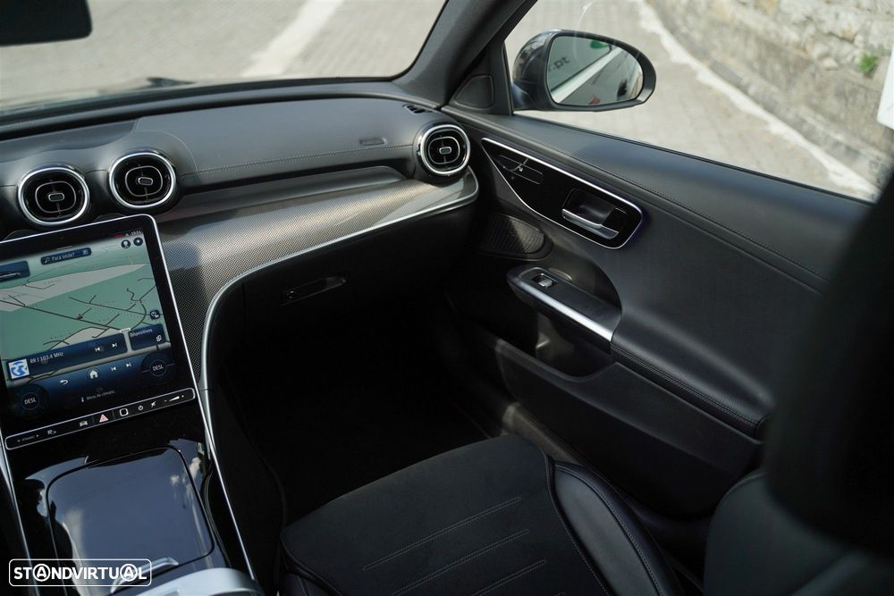 Mercedes-Benz C 300 d AMG Line - 29