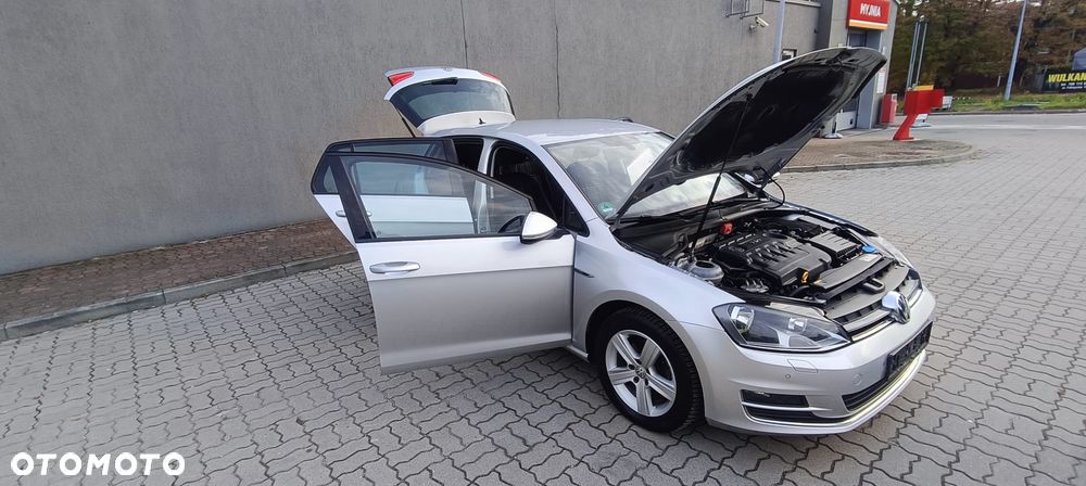 Volkswagen Golf 2.0 BlueTDI DSG Comfortline - 24