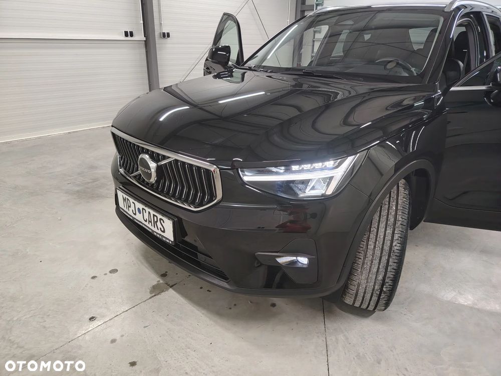 Volvo XC 40 B3 Plus Dark - 40