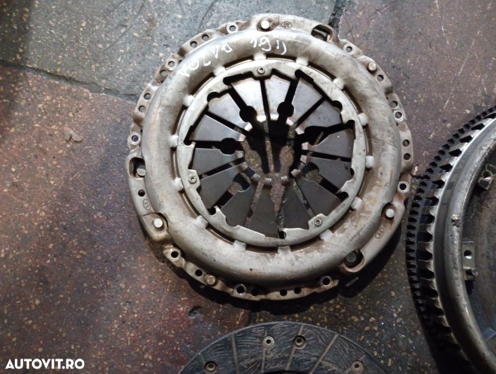 Kit ambreiaj volvo s40 v40 1.9d Mitsubishi space Star 1.9d 30611710 - 3