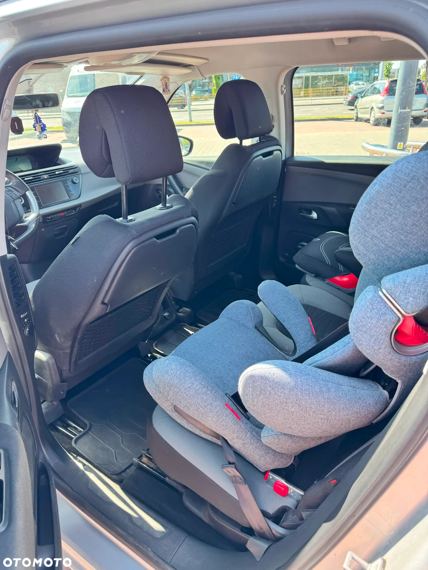 Citroën C4 Picasso - 11