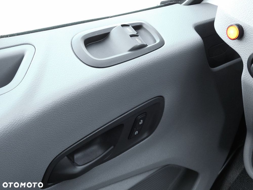 Ford TRANSIT  KONTENER WINDA 8 PALET BLIŹNIACZE KOŁA KLIMATYZACJA  130KM - 26