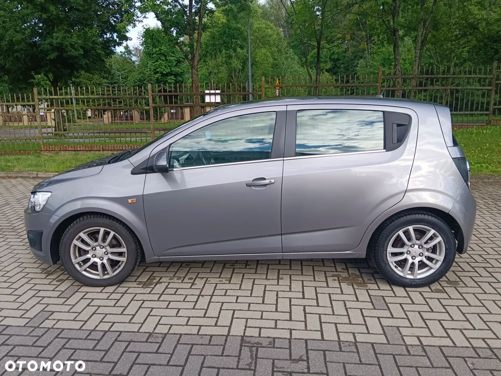 Chevrolet Aveo 1.6 LTZ - 6