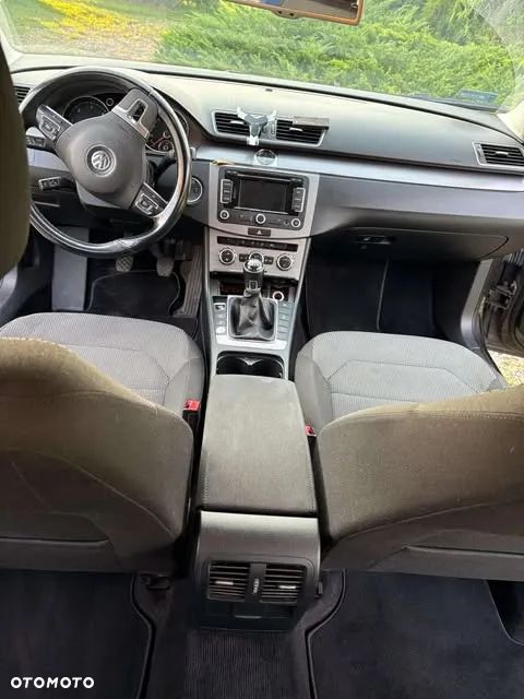 Volkswagen Passat 2.0 TDI 4Mot Comfortline - 7