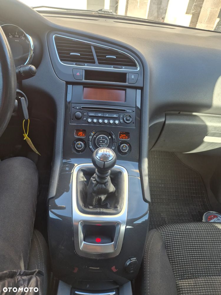 Peugeot 5008 HDI FAP 110 Business-Line - 9