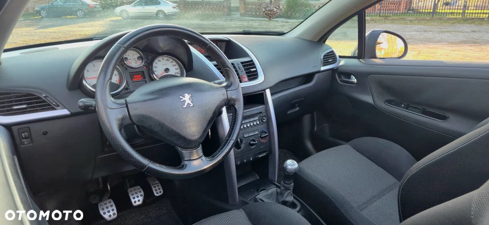 Peugeot 207 CC - 4