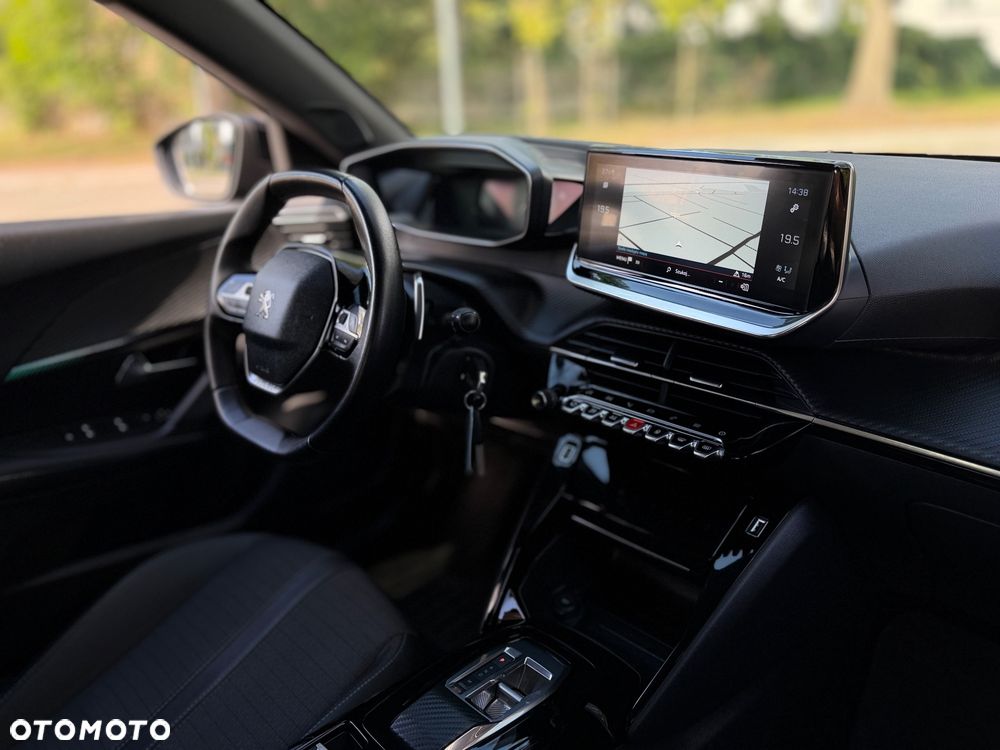 Peugeot 2008 BlueHDi 130 EAT8 Allure Pack - 10