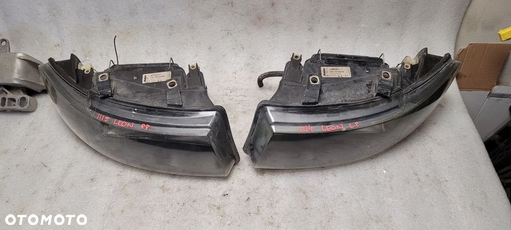 LAMPY PRZÓD SEAT LEON - 9
