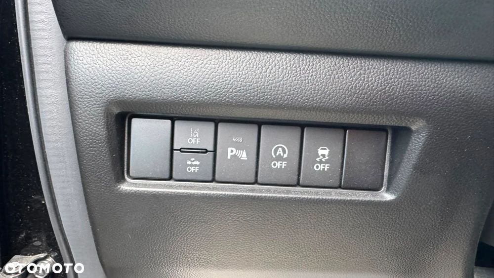 Suzuki Swift 1.2 Dualjet SHVS Premium CVT - 17