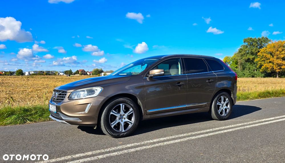 Volvo XC 60 D5 AWD Summum - 2