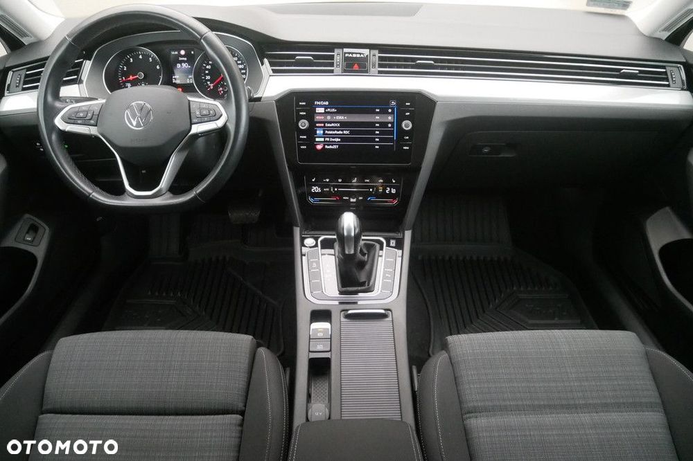 Volkswagen Passat Variant 2.0 TSI Business DSG - 8