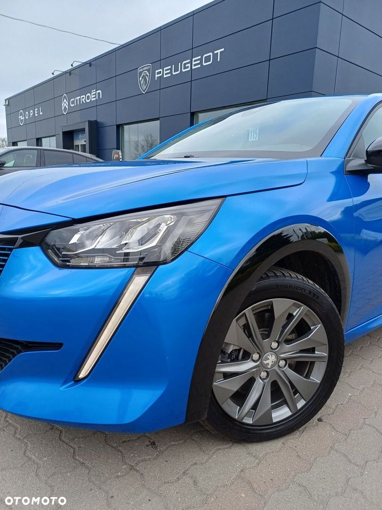 Peugeot 208 - 11