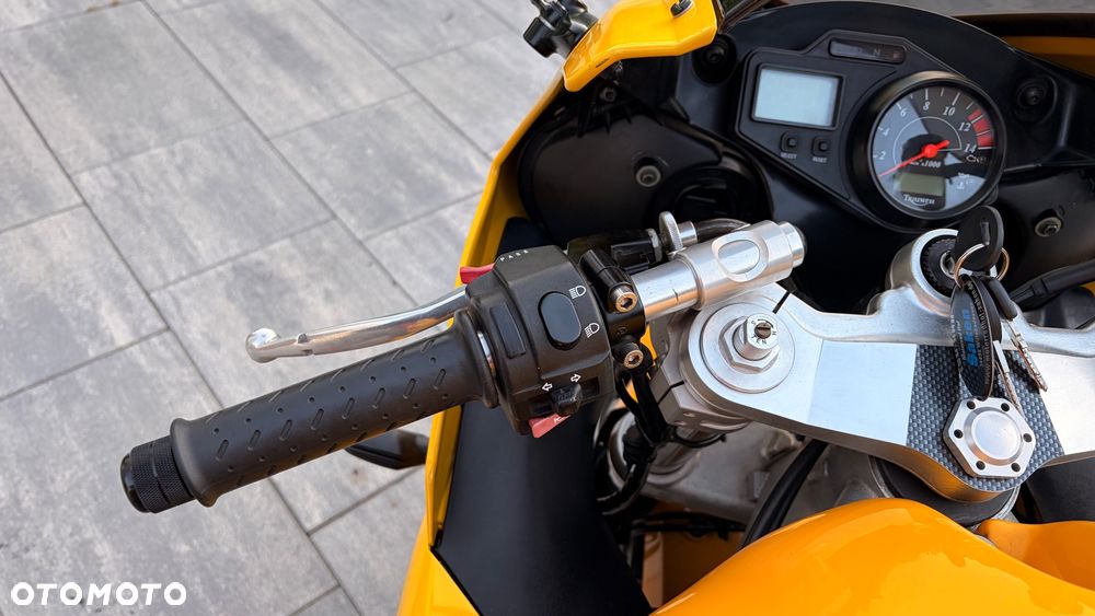 Triumph Daytona - 14