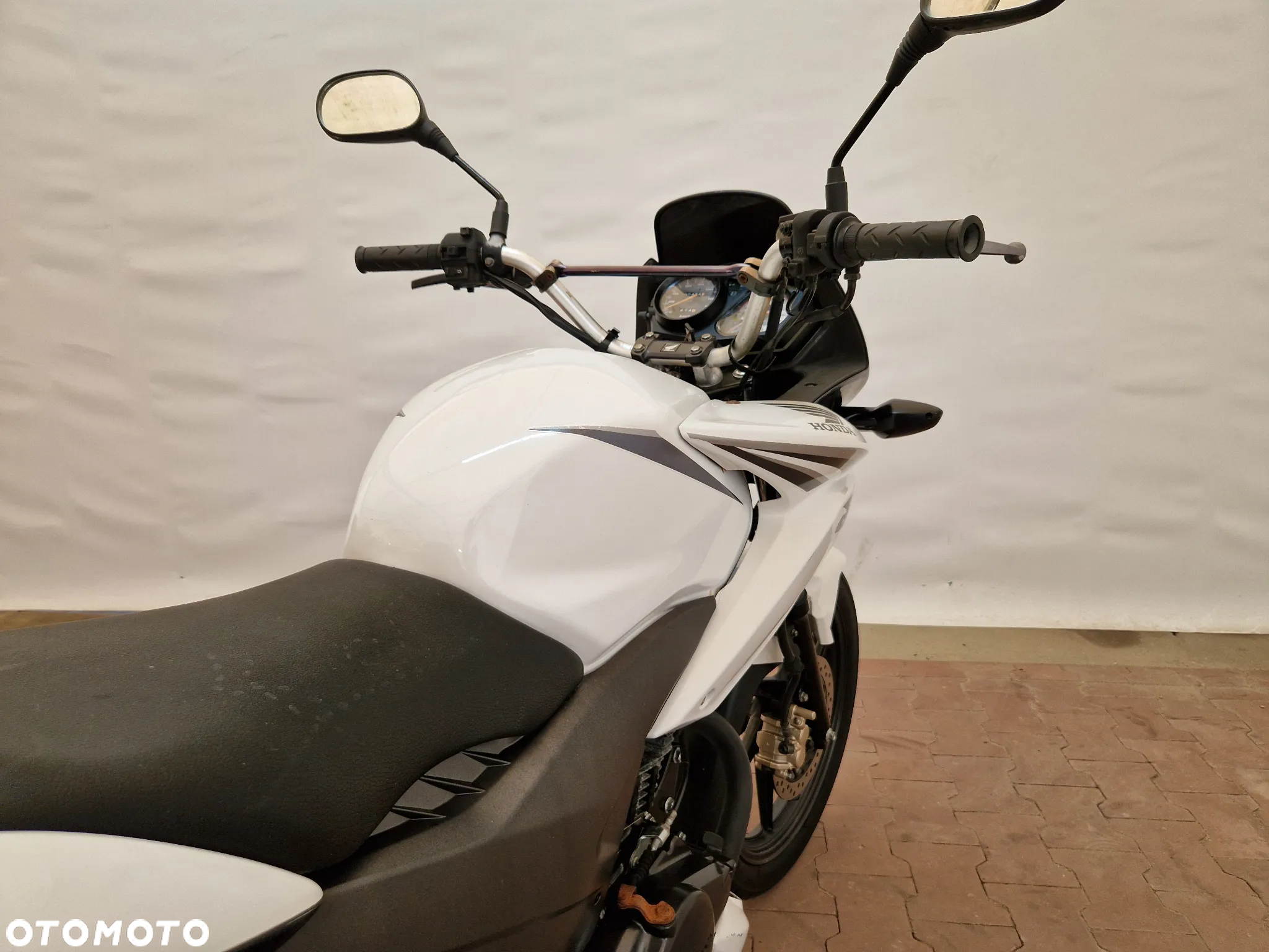 Honda CBF - 21