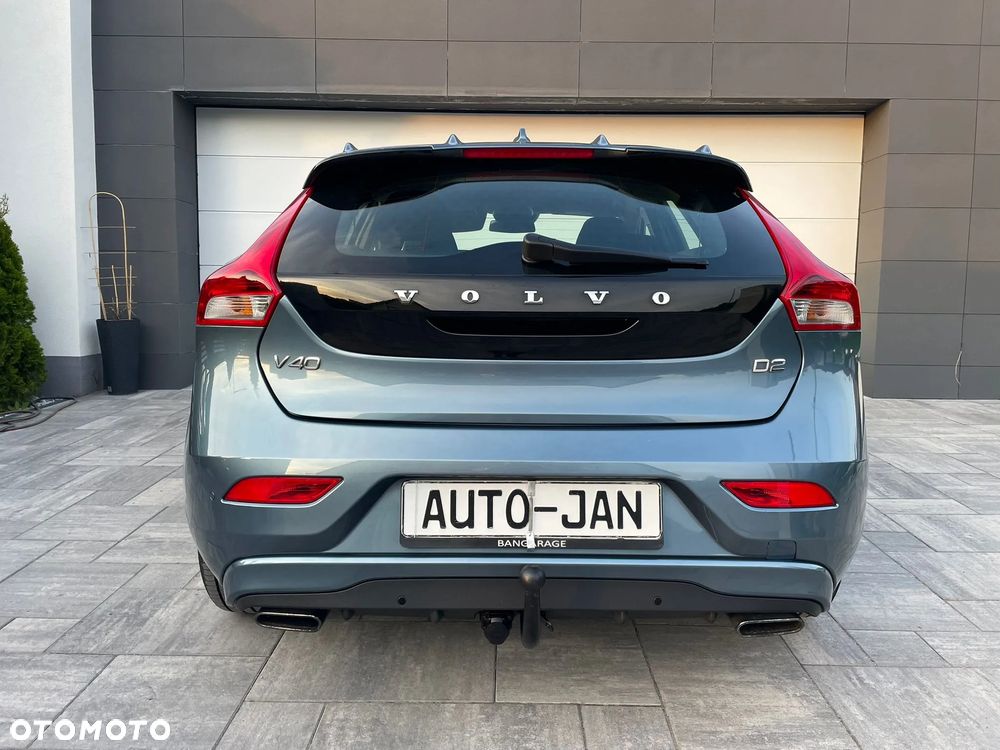 Volvo V40 D2 Summum - 6