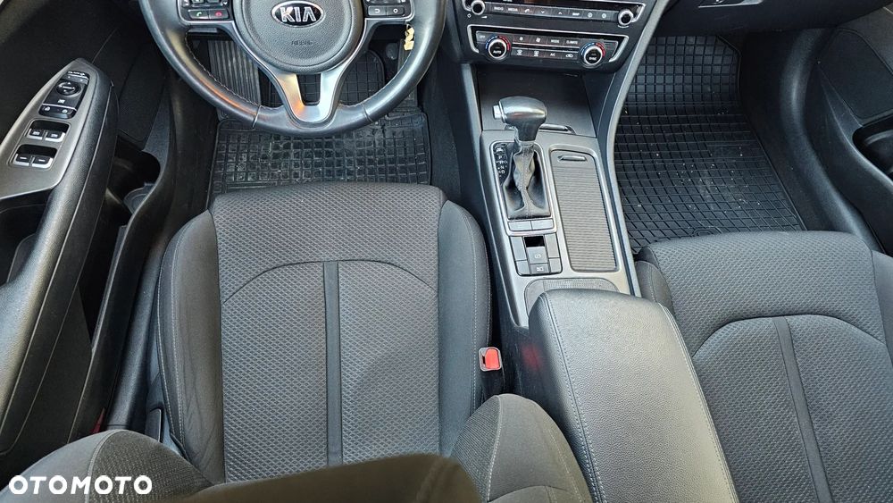 Kia Optima 1.7 CRDI L DCT - 32
