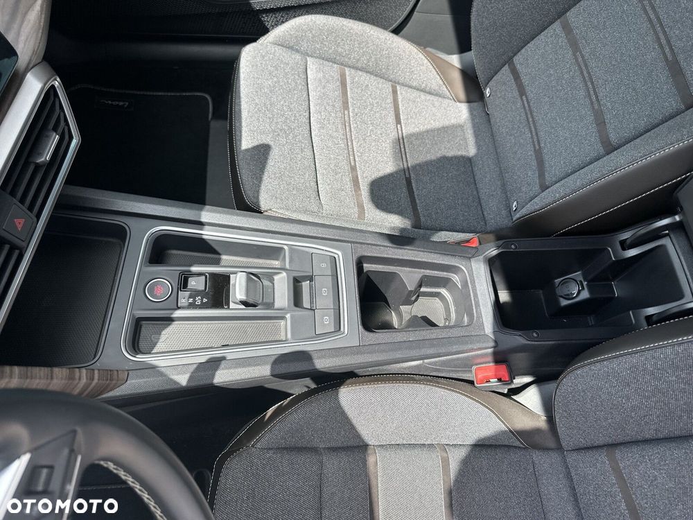 Seat Leon 1.0 eTSI Xcellence DSG - 29