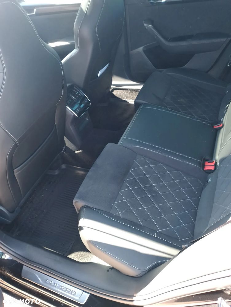 Skoda Superb 2.0 TSI 4x4 Sportline DSG - 25
