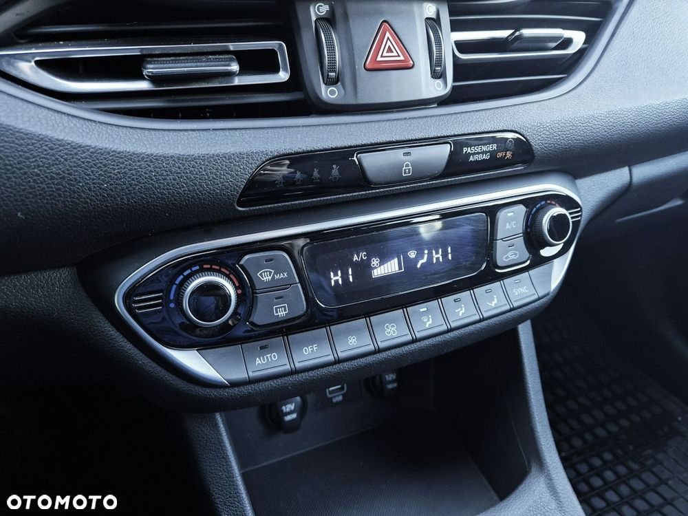 Hyundai i30 1.5 T-GDI 48V Smart DCT - 25