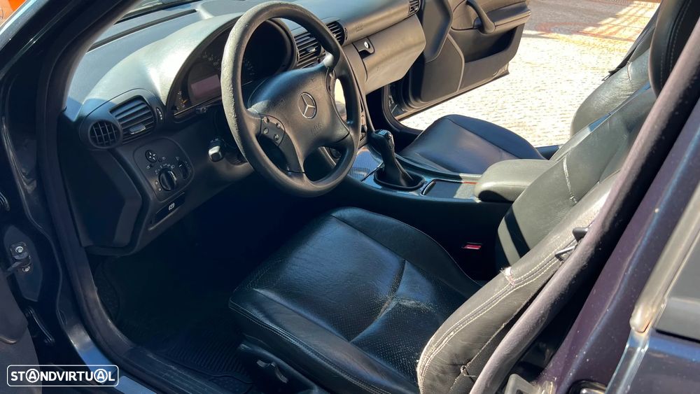 Mercedes-Benz C 220 T CDI Classic - 22