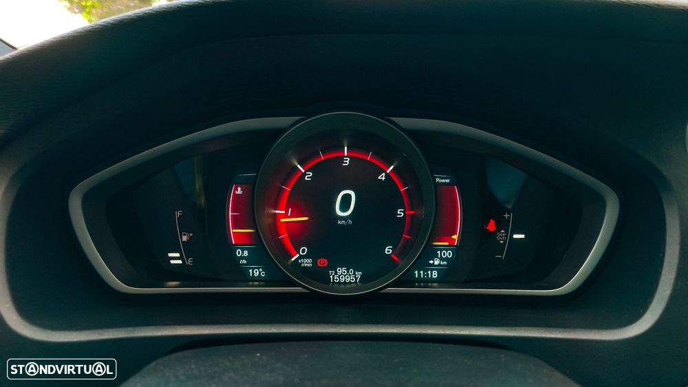 Volvo V40 D2 RDesign - 17