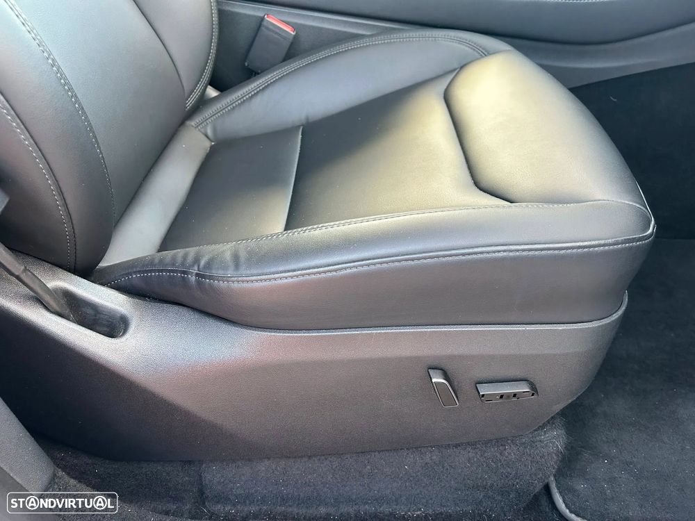 Tesla Model Y Tração Traseira - 22