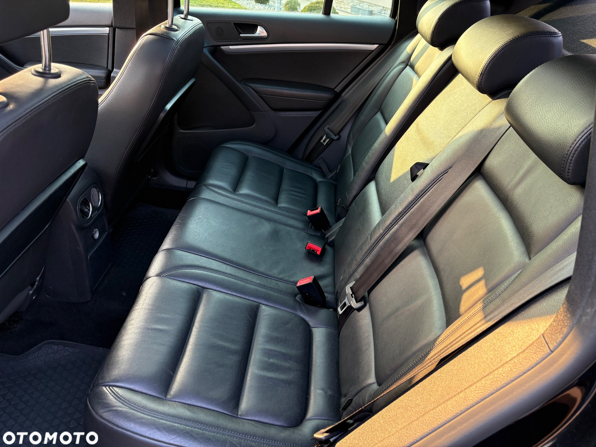 Volkswagen Tiguan 2.0 TDI 4Mot R-Style DSG - 18