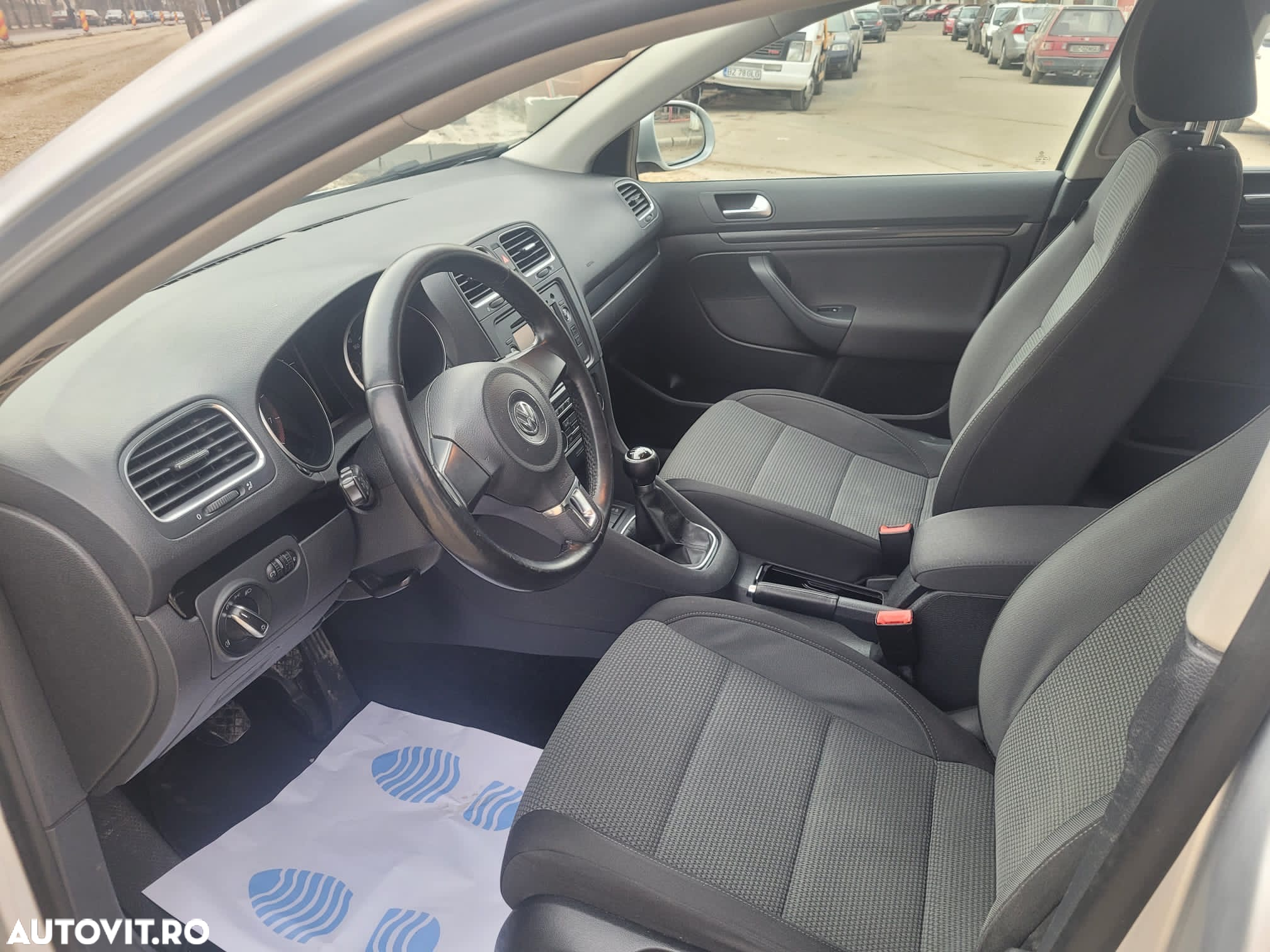 Volkswagen Golf 1.2 TSI BlueMotion Technology Comfortline - 21