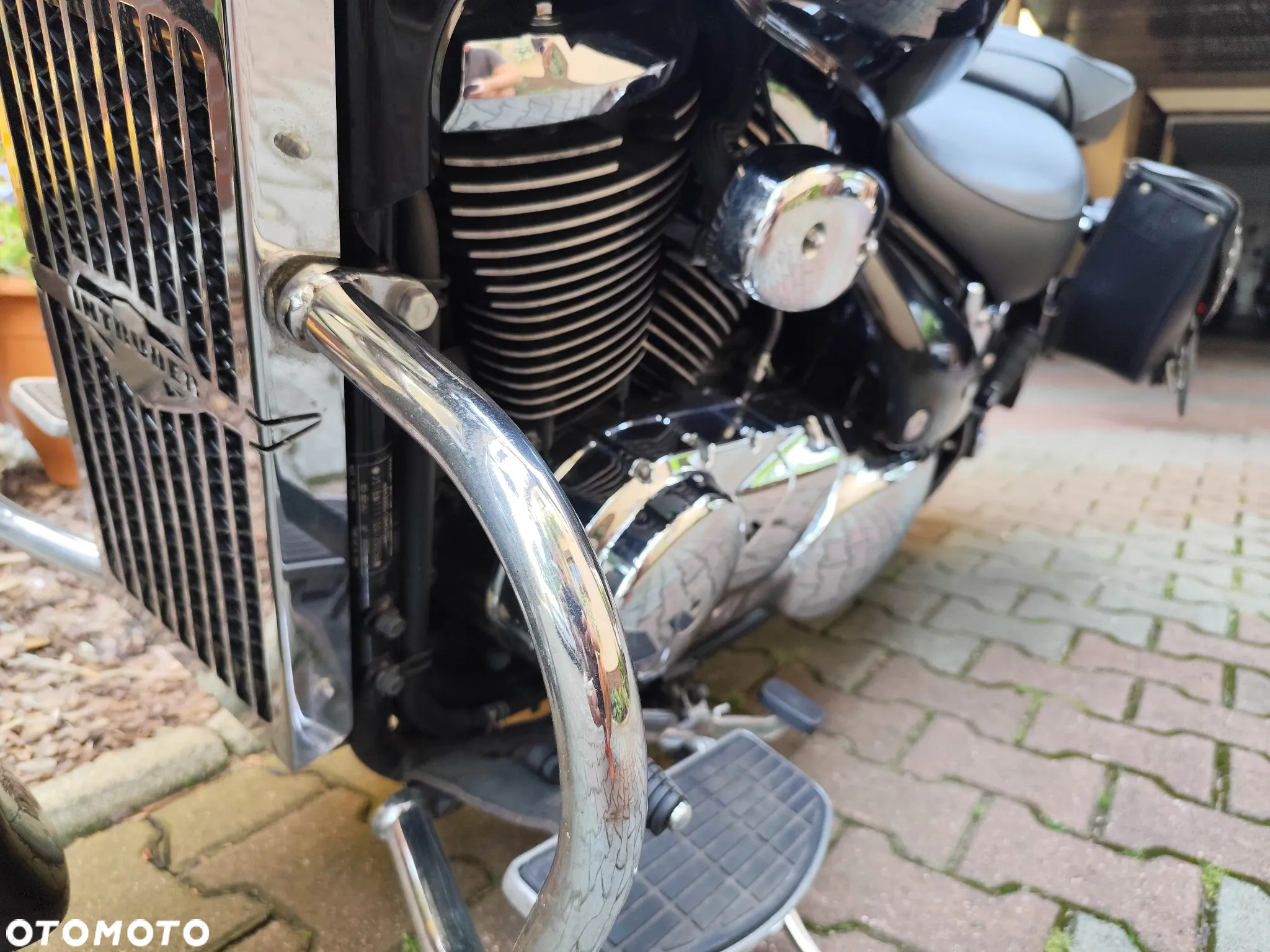 Suzuki Intruder - 19