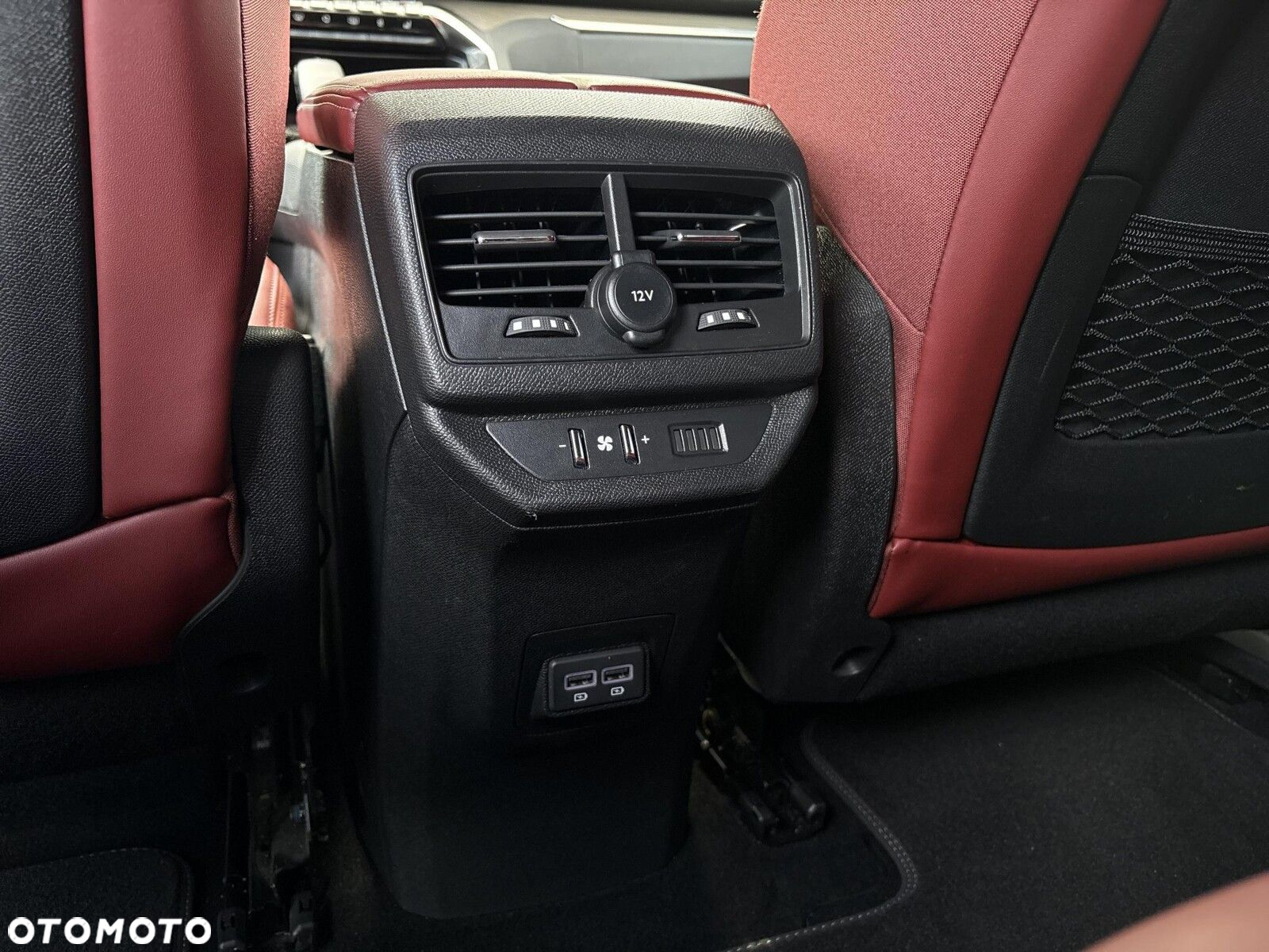 Peugeot 5008 1.6 PureTech GT S&S EAT8 - 33
