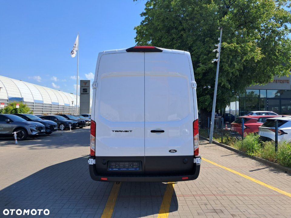 Ford Transit - 4