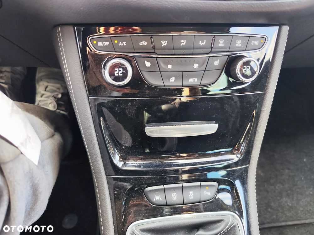 Opel Astra 1.6 BiTurbo D (CDTI) Start/Stop Innovation - 15