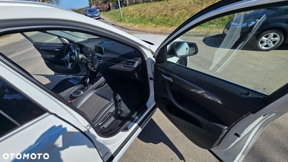 BMW X1 sDrive18d - 9