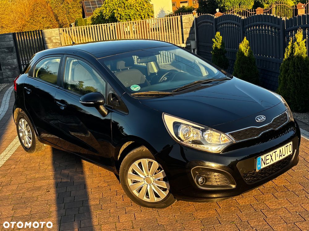 Kia Rio - 4