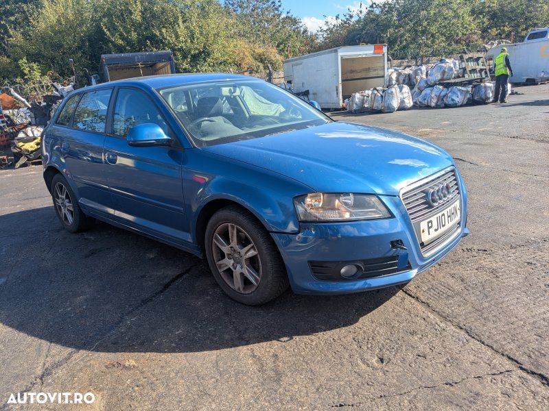 Dezmembrari / Dezmembrez Audi A3 Sportback (8PA) Facelift 2.0 TDI CFFB cutie viteze manuala cod culoare LX5V - 2