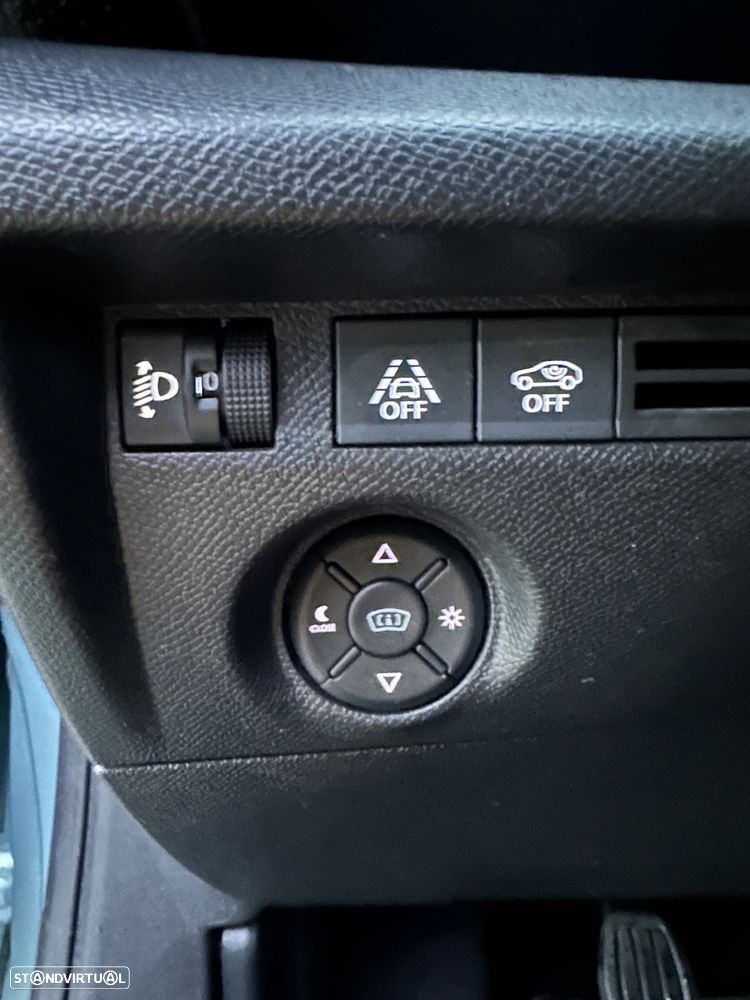 Citroën C4 BlueHDi 110 Stop&Start C-SERIES - 16