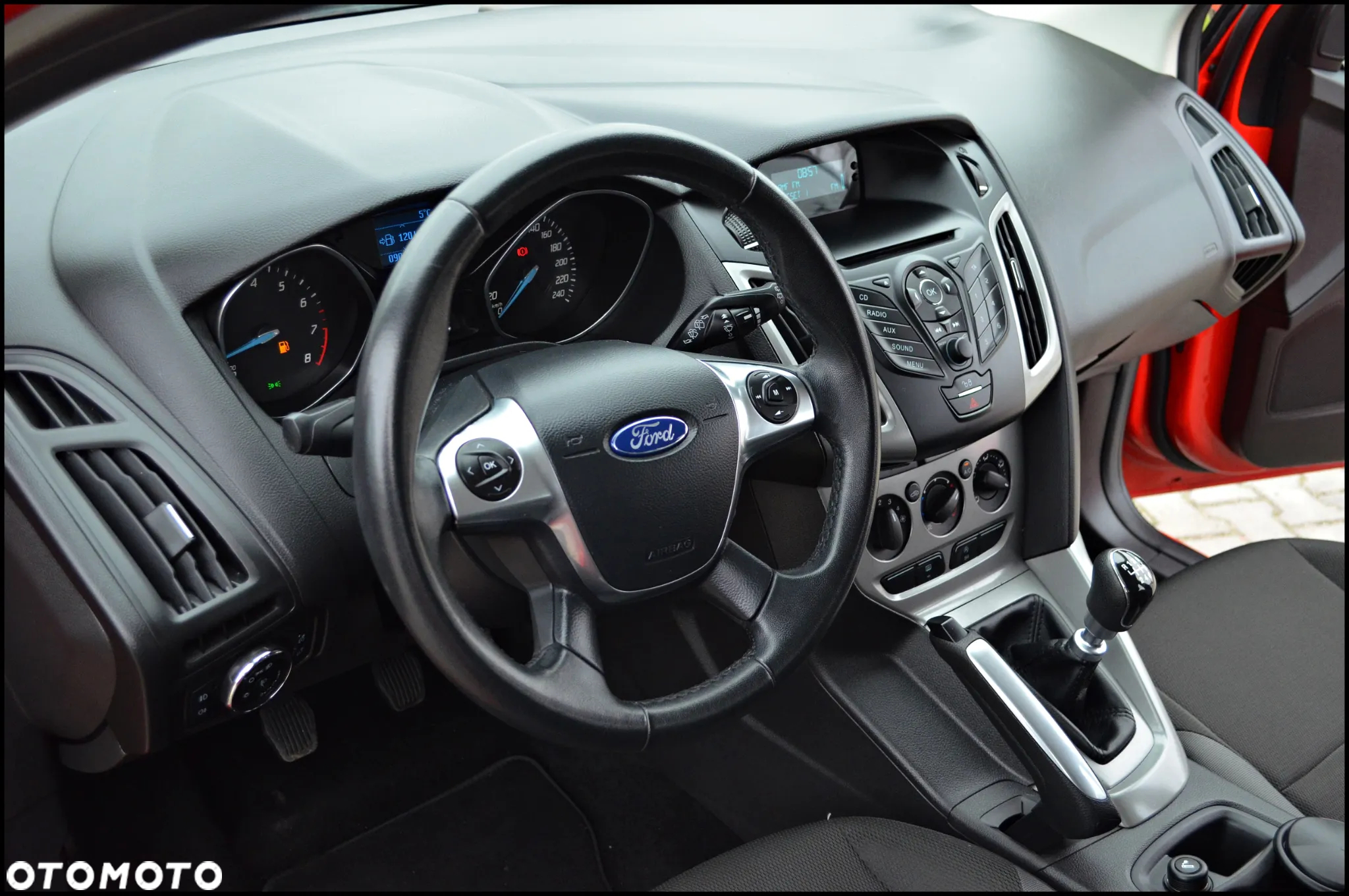 Ford Focus 1.0 EcoBoost Edition - 24