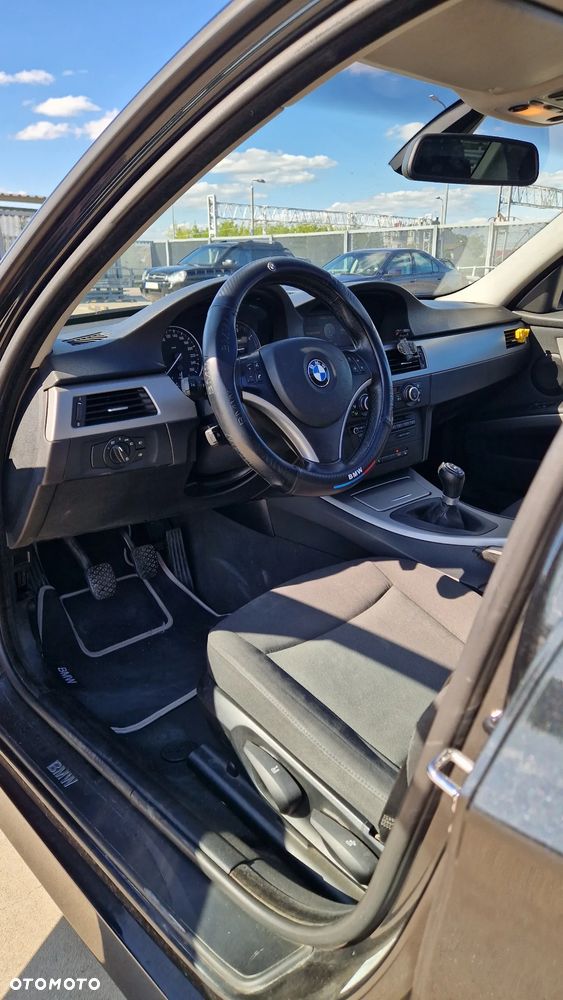 BMW Seria 3 320d - 18